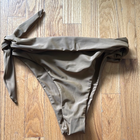 Aila Blue Other - Alia Blue sz L bikini bottoms ochre brown Tie-Side NWOT new